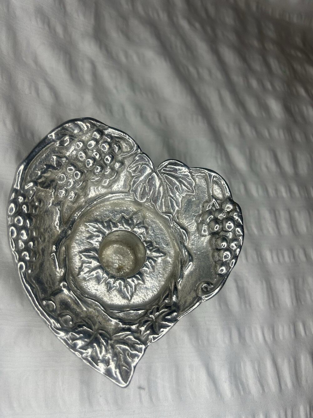 VINTAGE ARTHUR COURT GRAPE HEART SHAPED TAPER CANDLE HOLDER